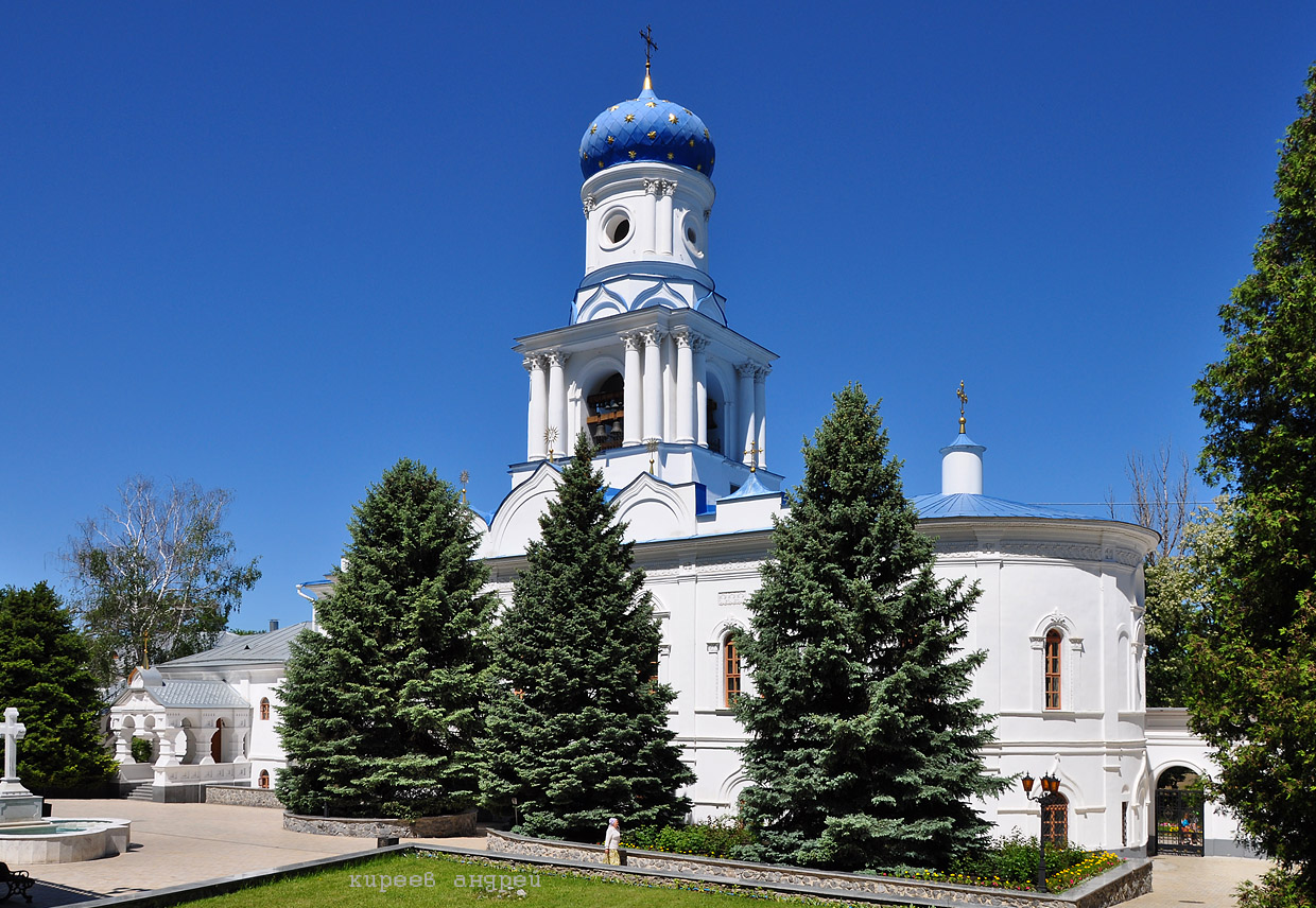 Святогорск (Svyatogorsk)
